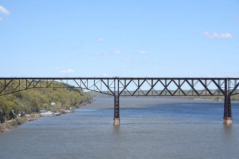 ponypoughkeepsierail11.jpg
